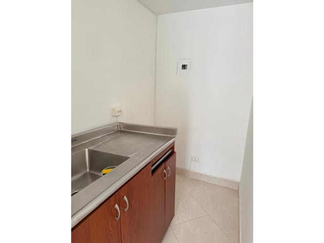 Oficina en venta en Diego Echavarría, Medellín, 26 m² · foto 3 de 12