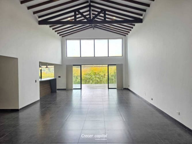 Casa de 5 alcobas en venta en Las Palmas, Envigado, 272 m² · foto 8 de 13