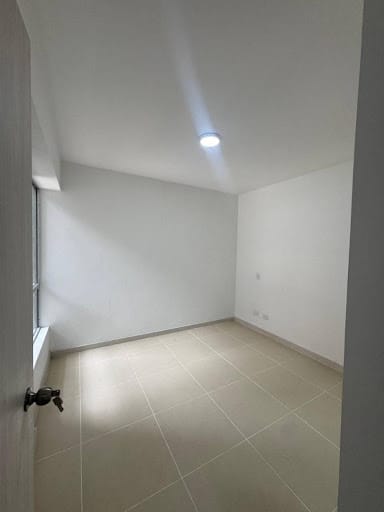 Apartamento de 3 alcobas en arriendo en Las Lomitas, Sabaneta, 82 m² · foto 8 de 12