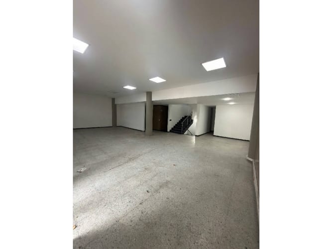 Bodega en venta en Camino Verde, Envigado, 598 m² · foto 10 de 18