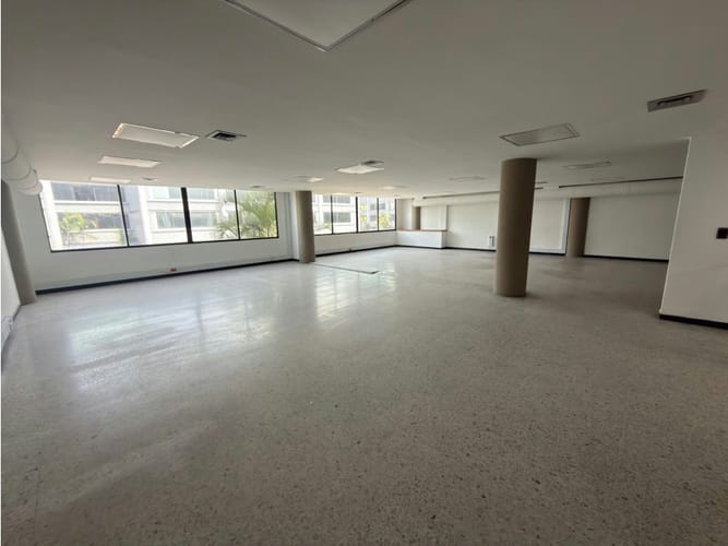 Bodega en venta en Camino Verde, Envigado, 598 m² · foto 13 de 18