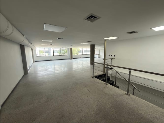 Bodega en venta en Camino Verde, Envigado, 598 m² · foto 15 de 18