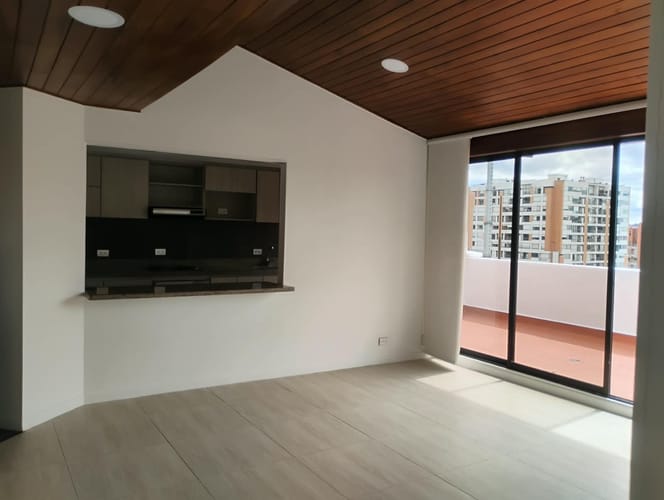 Apartamento de 2 alcobas en venta en Cedritos, Bogotá, 80 m² · foto 2 de 8