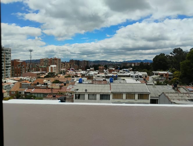 Apartamento de 2 alcobas en venta en Cedritos, Bogotá, 80 m² · foto 6 de 8