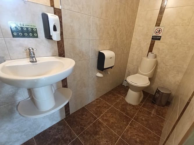 Oficina en arriendo en El Poblado, Medellín, 108 m² · foto 6 de 8
