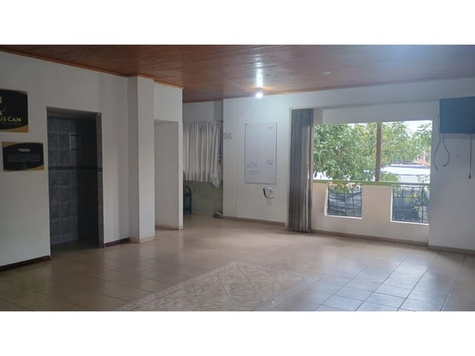 Casa de 9 alcobas en venta en La Rioja, Piedecuesta, 320 m² · foto 16 de 24