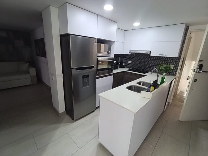 Apartamento de 2 alcobas en arriendo en Laureles, Medellín, 87 m² · foto 3 de 20