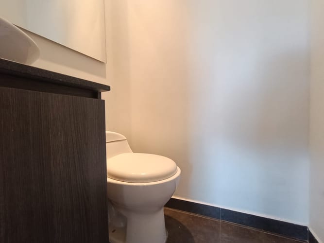 Apartamento de 2 alcobas en arriendo en El Poblado, Medellín, 78 m² · foto 8 de 12