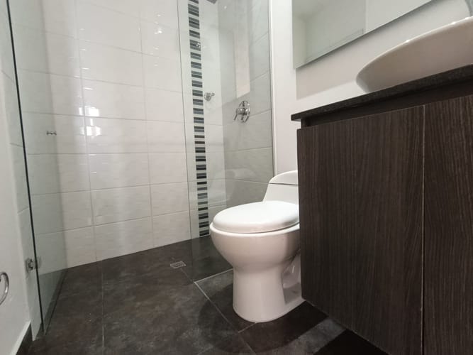 Apartamento de 2 alcobas en arriendo en El Poblado, Medellín, 78 m² · foto 12 de 12