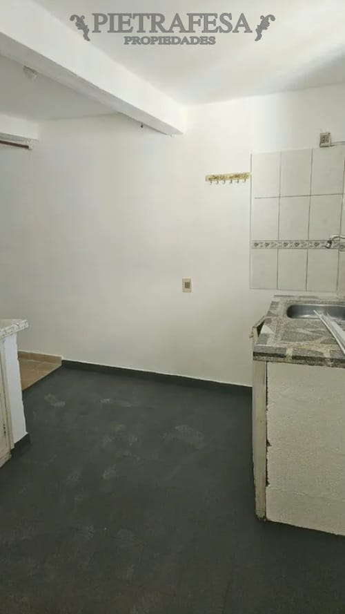 Apartamento en alquiler, 1 dormitorio, 1 baño, patio con parrillero. Sayago. · Foto 3