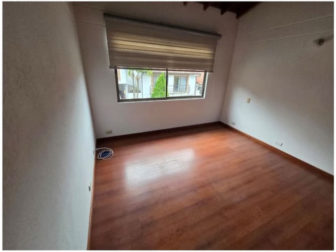 Casa de 4 alcobas en venta en Loma Del Chocho, Envigado, 240 m² · foto 24 de 24