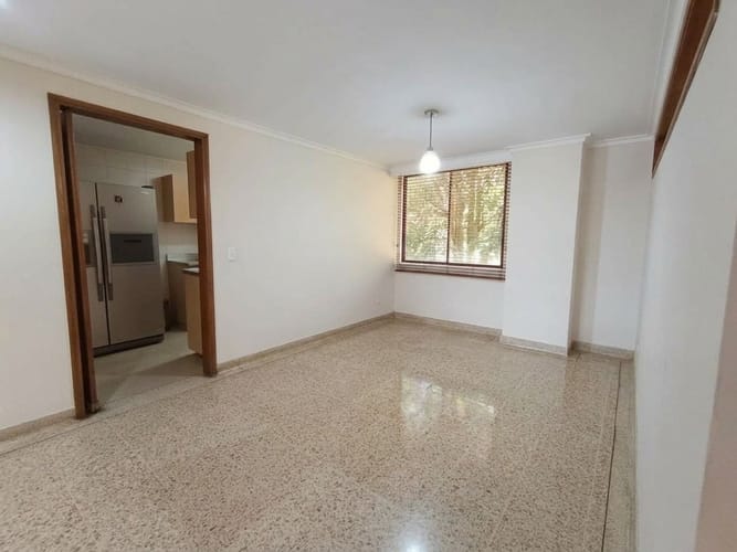 Apartamento de 3 alcobas en arriendo en Las Lomas, Medellín, 143 m² · foto 13 de 20