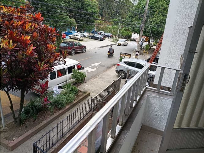 Apartamento de 3 alcobas en arriendo en Belen Las Playas, Medellín, 85 m² · foto 16 de 16