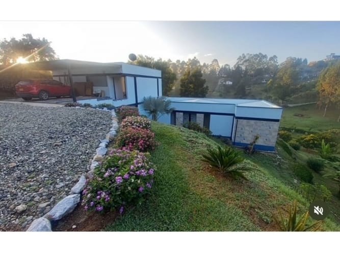 Finca en venta en Mampuesto, Rionegro, 247 m² · foto 2 de 15