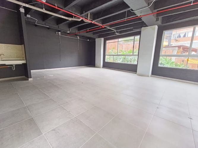 Local en arriendo en Camino Verde, Envigado, 90 m² · foto 5 de 8