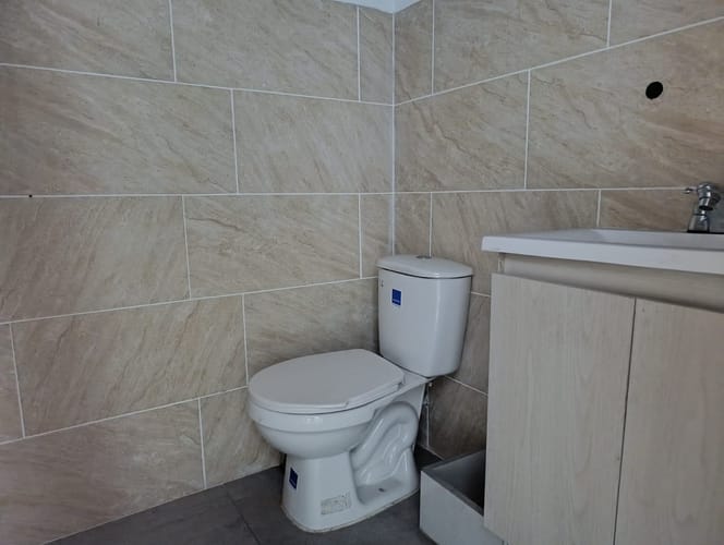 Local en arriendo en Camino Verde, Envigado, 90 m² · foto 8 de 8