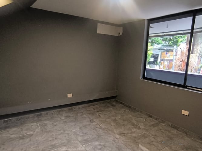 Casa en arriendo en El Poblado, Medellín, 200 m² · foto 8 de 20