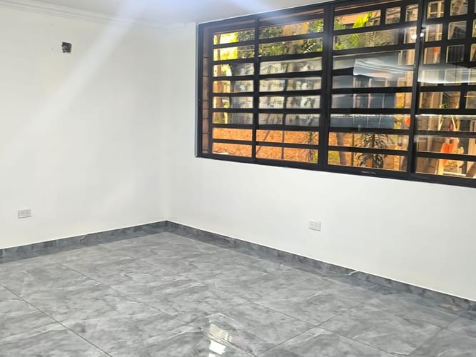 Casa en arriendo en El Poblado, Medellín, 200 m² · foto 17 de 20