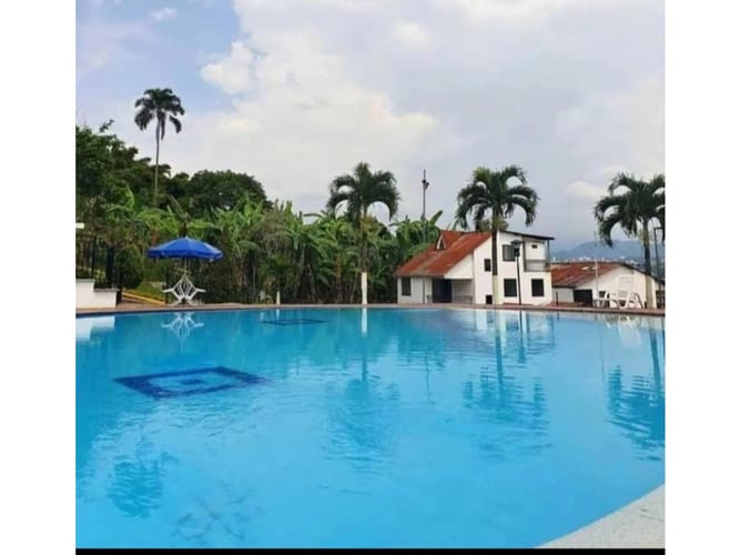 Apartaestudio en venta en Pereira, Pereira, 15 m² · foto 2 de 5
