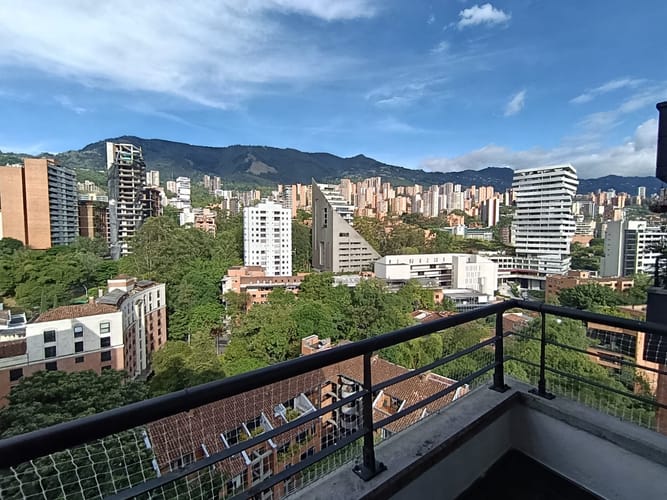 Apartaestudio en arriendo en Lalinde, Medellín, 60 m² · foto 5 de 18