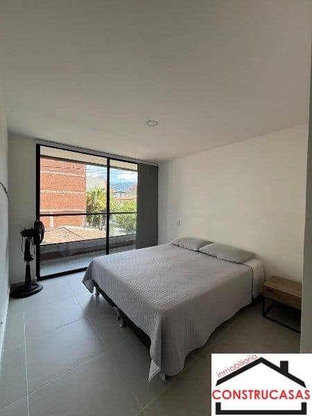 Apartamento de 3 alcobas en arriendo en La Castellana, Medellín, 100 m² · foto 11 de 17