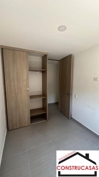 Apartamento de 3 alcobas en arriendo en La Castellana, Medellín, 100 m² · foto 15 de 17