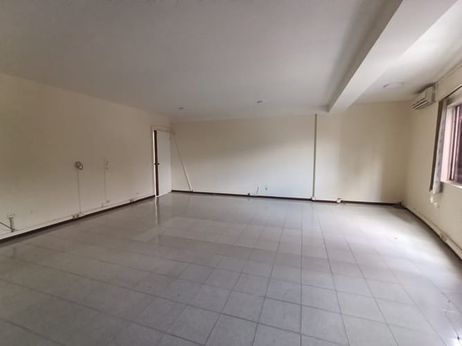 Oficina en arriendo en Cristo Rey, Medellín, 51 m² · foto 3 de 10