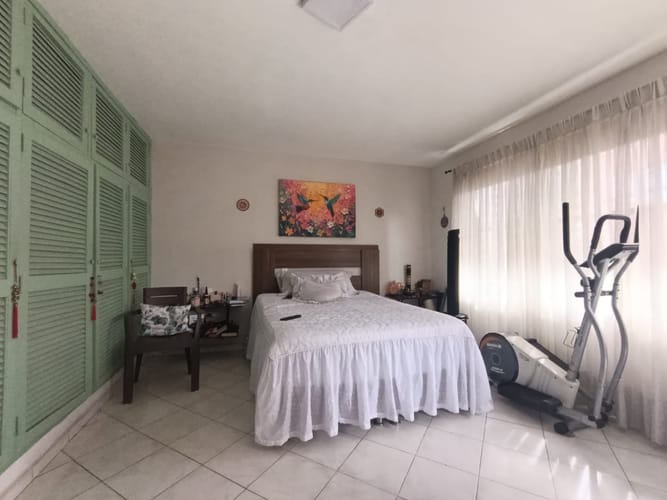 Casa de 6 alcobas en arriendo en Boston, Medellín, 250 m² · foto 18 de 20