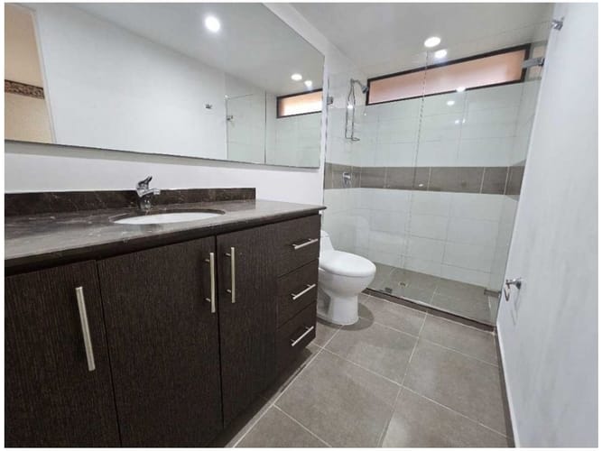 Apartamento de 3 alcobas en venta en Las Lomas, Medellín, 106 m² · foto 7 de 7