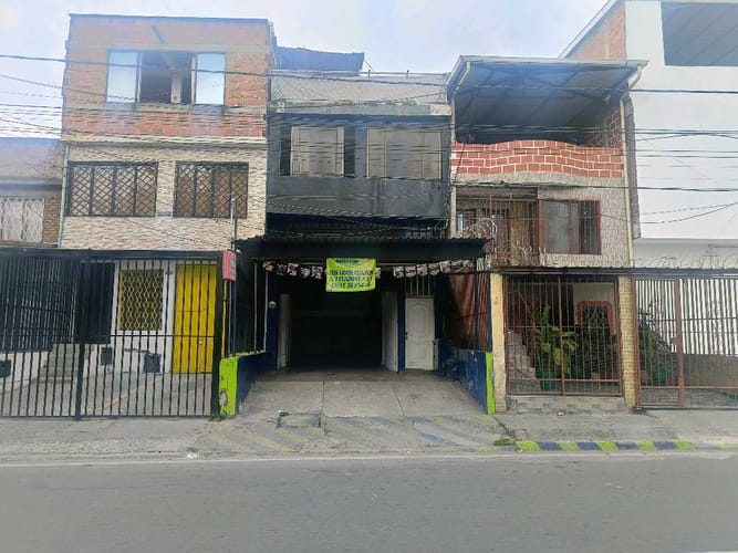 Casa de 6 alcobas en venta en El Diamante, Cali, 270 m² · foto 10 de 10