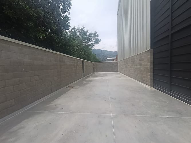 Bodega en arriendo en Actividad Multiple, Copacabana, 830 m² · foto 11 de 19