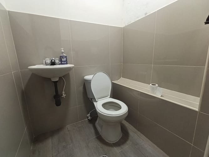 Local en arriendo en Los Naranjos, Envigado, 200 m² · foto 12 de 12