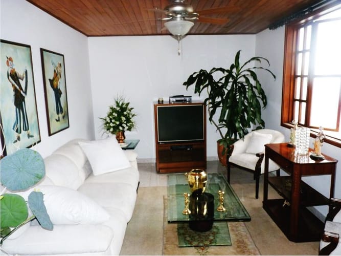 Casa de 3 alcobas en venta en Santa Rita, Cali, 260 m² · foto 5 de 9