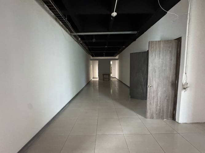 Local en arriendo en Laureles, Medellín, 660 m² · foto 8 de 20