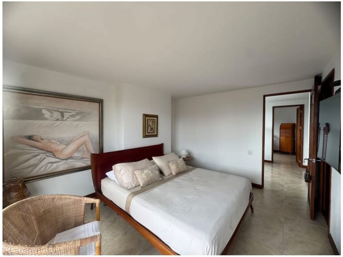 Apartamento de 3 alcobas en venta en Los Naranjos, Medellín, 142 m² · foto 20 de 23