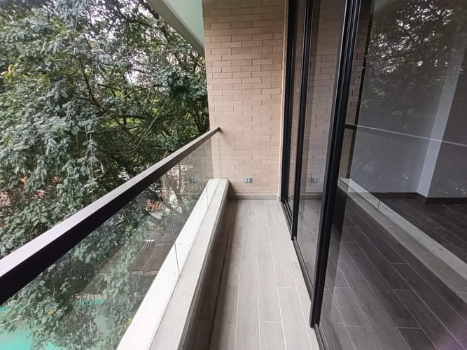 Apartaestudio en arriendo en Urbanización Las Cumbres, Medellín, 52 m² · foto 6 de 20