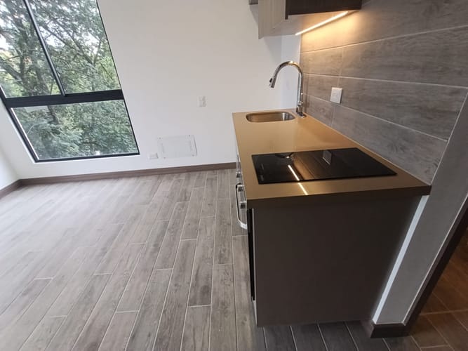 Apartaestudio en arriendo en Urbanización Las Cumbres, Medellín, 52 m² · foto 12 de 20