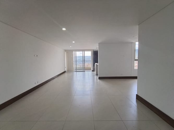 Apartamento de 2 alcobas en arriendo en Las Lomitas, Sabaneta, 100 m² · foto 15 de 20