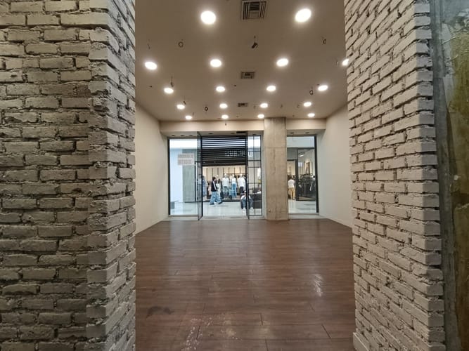 Local en arriendo en La Candelaria, Medellín, 62 m² · foto 7 de 12