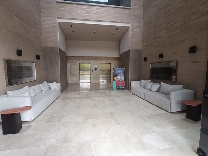 Apartaestudio en arriendo en Urbanización Las Cumbres, Medellín, 52 m² · foto 19 de 20