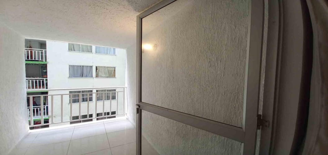 Apartamento de 3 alcobas en venta en Las Violetas Et. Iii, Dosquebradas, 54 m² · foto 9 de 15