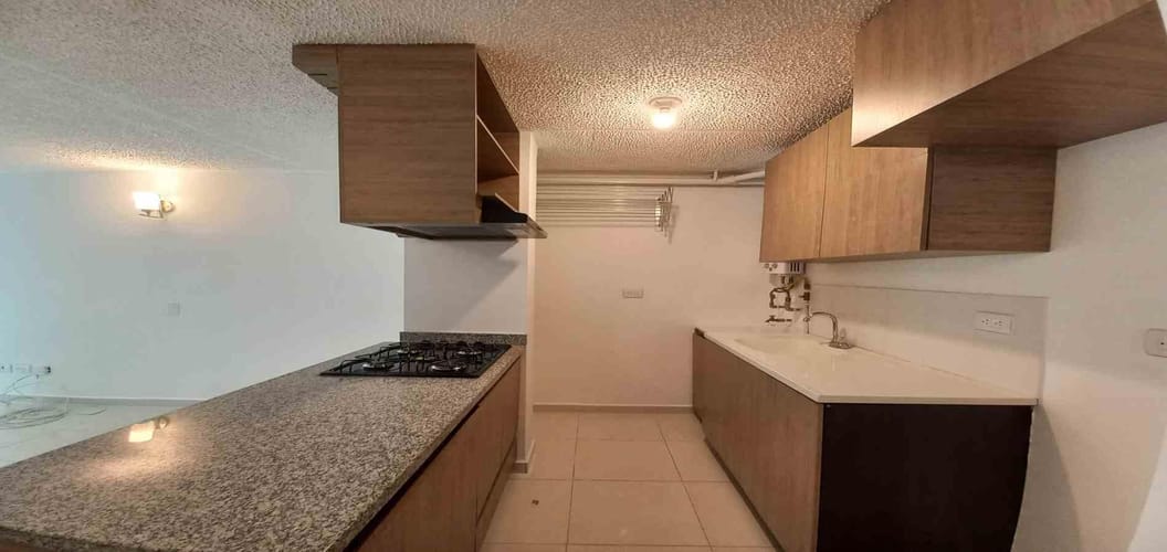 Apartamento de 3 alcobas en venta en Las Violetas Et. Iii, Dosquebradas, 54 m² · foto 12 de 15