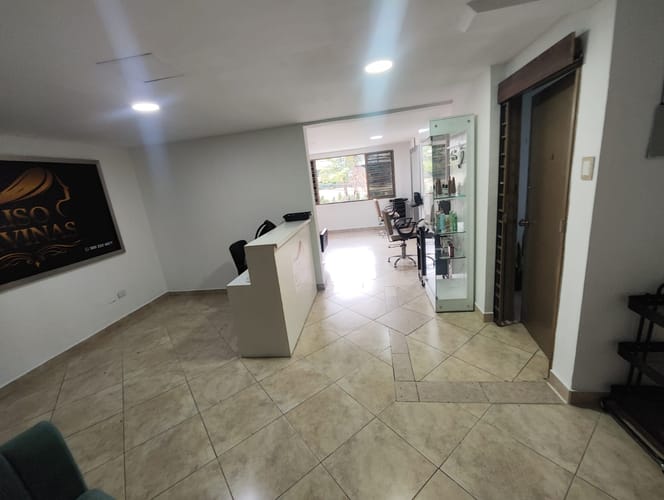 Local en arriendo en Laureles, Medellín, 60 m² · foto 4 de 17