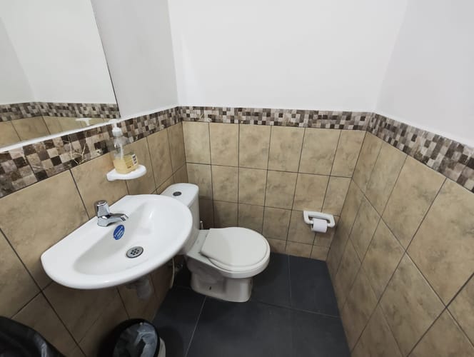 Local en arriendo en Laureles, Medellín, 165 m² · foto 5 de 18