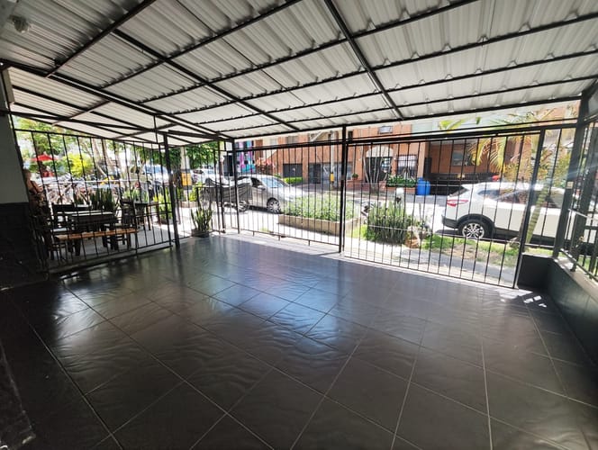 Local en arriendo en Laureles, Medellín, 165 m² · foto 15 de 18
