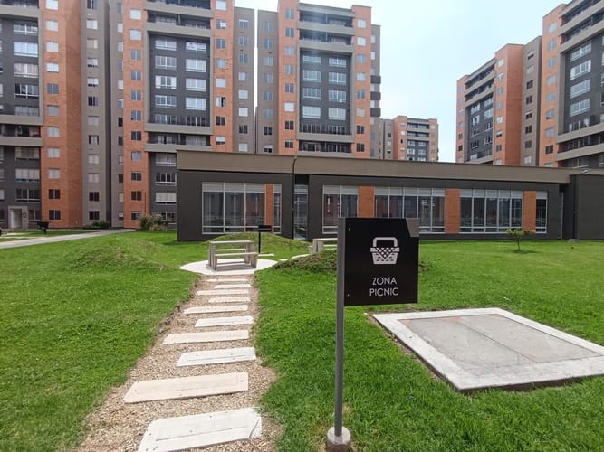 Apartamento de 2 alcobas en arriendo en Cr Quintas De Serrezuela, Mosquera, 42 m² · foto 15 de 16