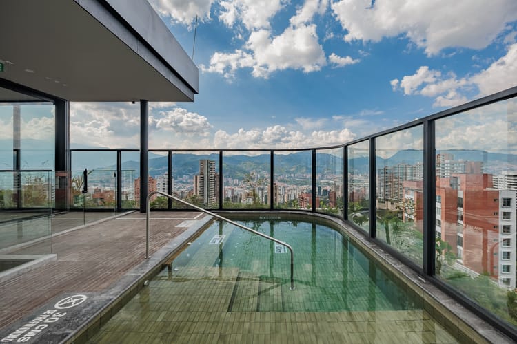 Apartamento de 2 alcobas en arriendo en San Lucas, Medellín, 150 m² · foto 3 de 20