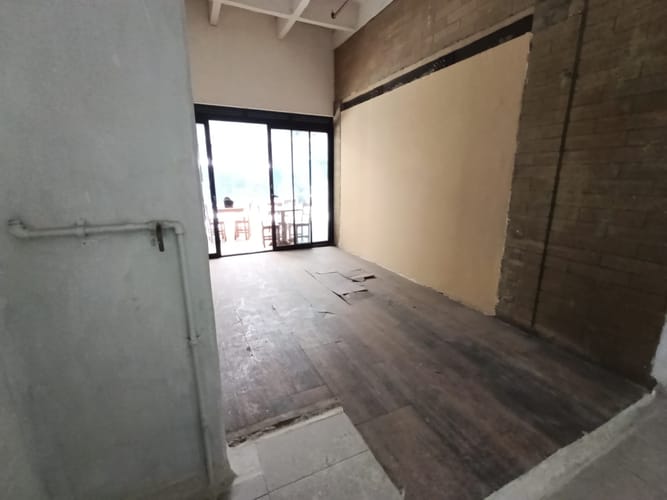 Local en arriendo en Cristo Rey, Medellín, 43 m² · foto 3 de 10