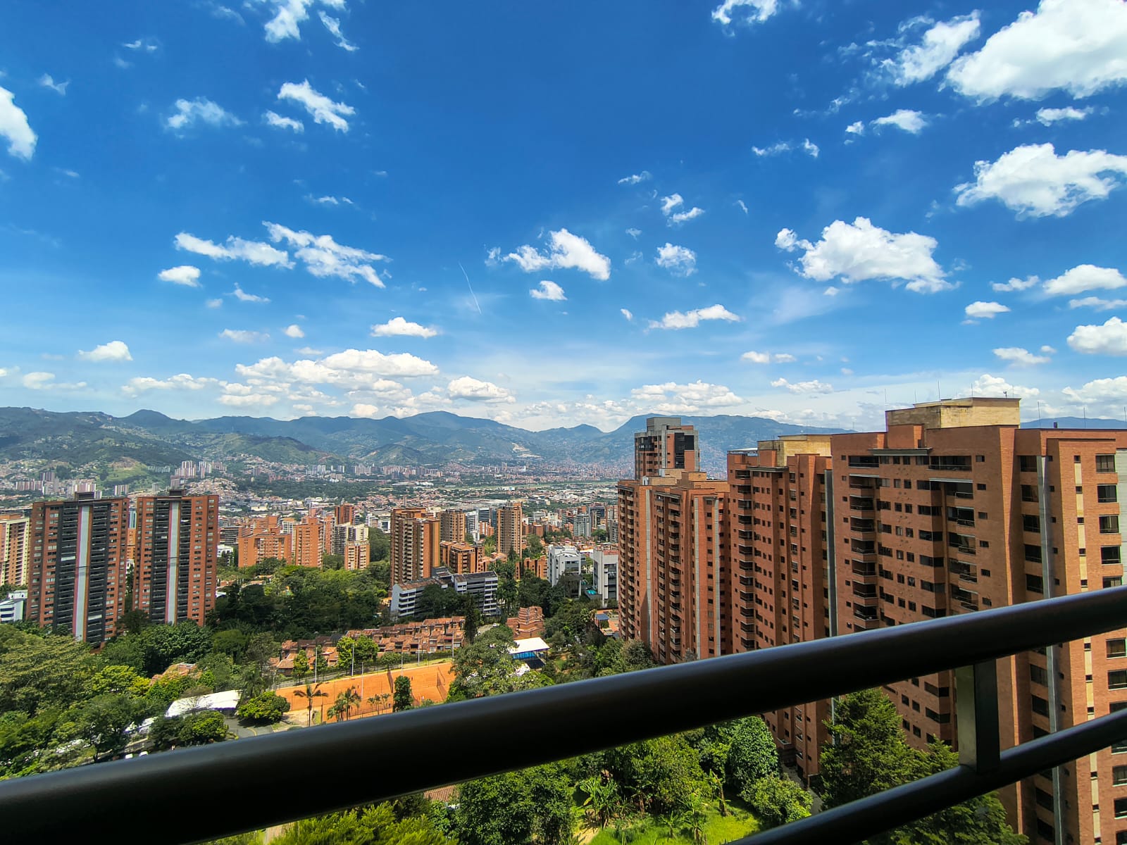 Apartamento en Arriendo en El Poblado, Medellín