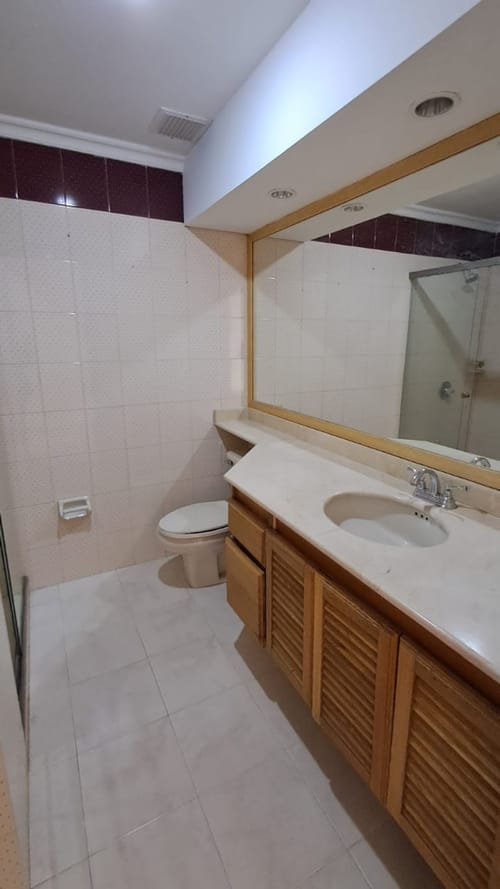 Apartamento de 3 alcobas en arriendo en Los Balsos, Medellín, 224 m² · foto 14 de 21